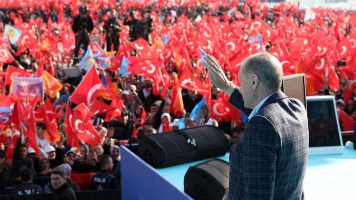 Cumhurbaşkanı  Erdoğan  İstanbul’daki 5 ilçeyi kıskacına aldı