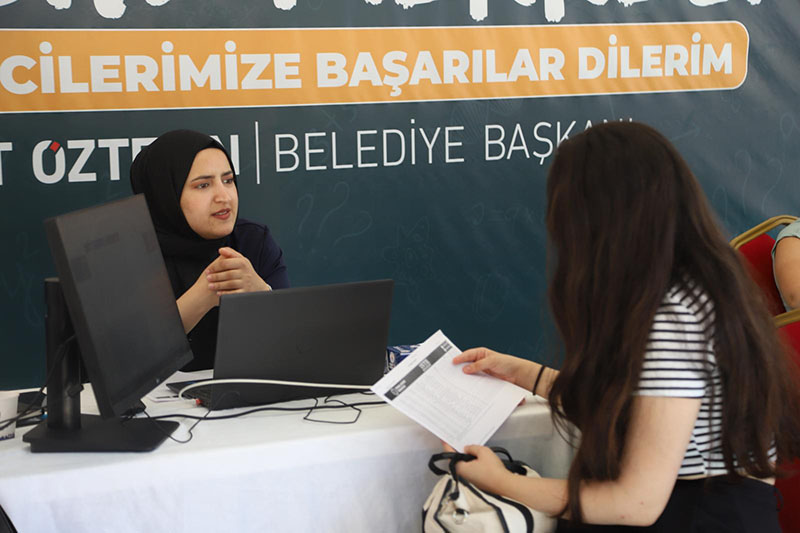 KÂĞITHANE BELEDİYESİ’NDEN ÜCRETSİZ YKS TERCİH DANIŞMANLIĞI