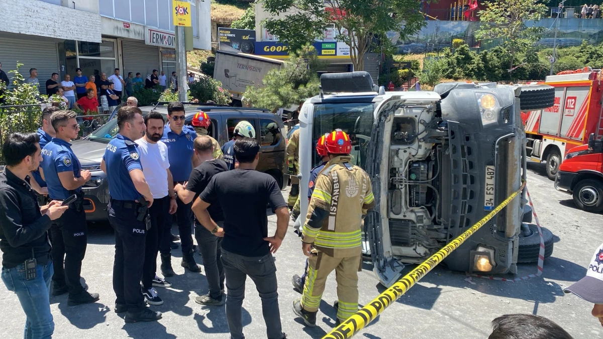 Kağıthane’de Beton Mikseri Gelin Arabasının Üzerine Devrildi, Bir Çocuk Hayatını Kaybetti