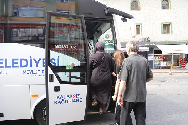 KÂĞITHANE BELEDİYESİ’NDEN MEZARLIKLARA ÜCRETSİZ ULAŞIM